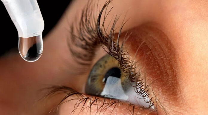 Is there an upper age limit for using Careprost for the treatment of glaucoma?