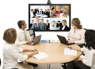 Importance of Efficient Communication in a Virtual Office Space Office