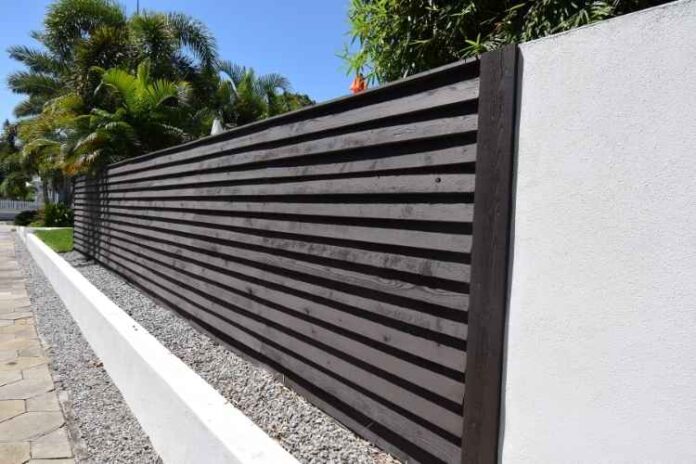 All You Need to Know About Aluminum Slat Fencing