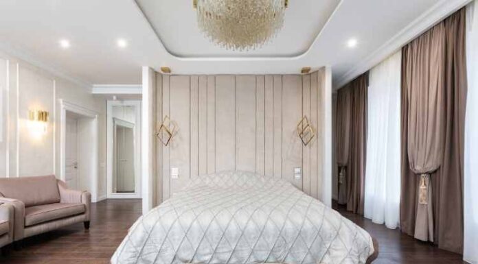 How to Determine if a Queen Bed Is Right for You How to Determine if a Queen Bed Is Right for You